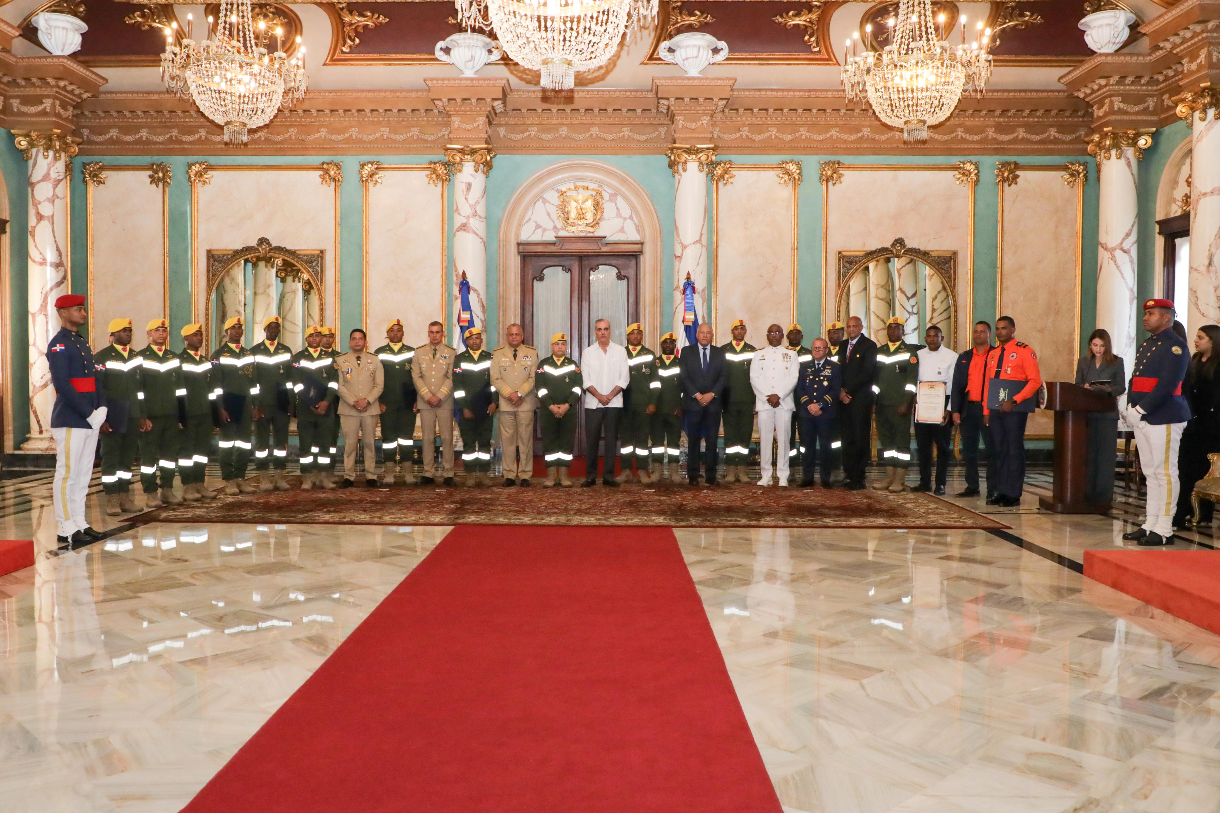 Gobierno venezolano otorga a RD Orden Héroe de Venezuela por invaluable contribución ante terremotos