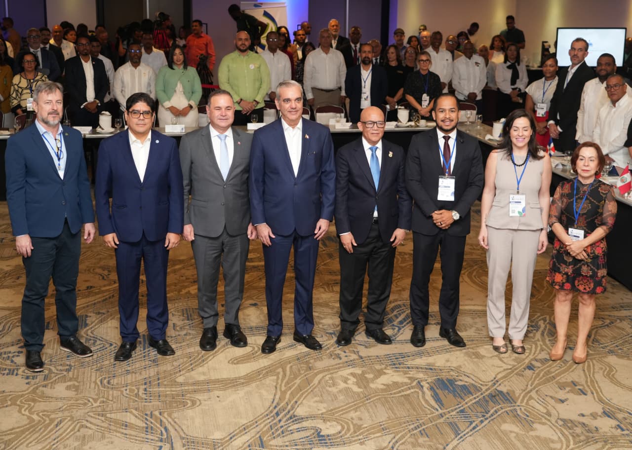 Presidente Abinader encabeza inauguración XI Reunión de la Red de Sistemas Públicos de Abastecimiento